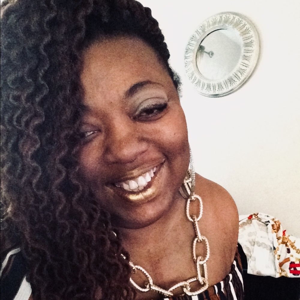 Meet your Posher, Tawana